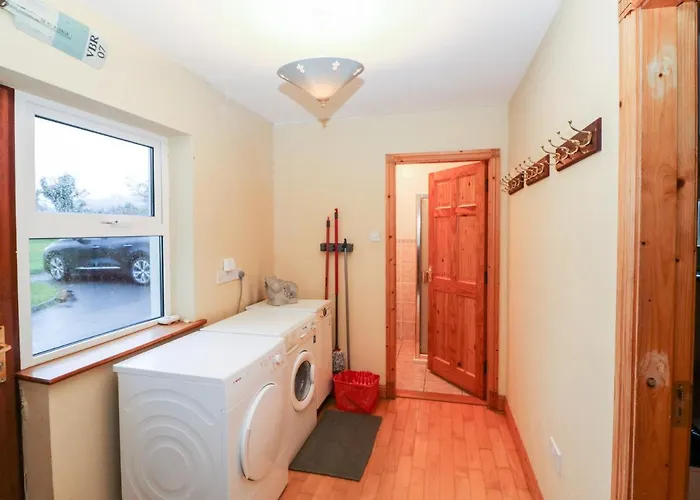 Casey House Дом отдыха Каслтаунбер